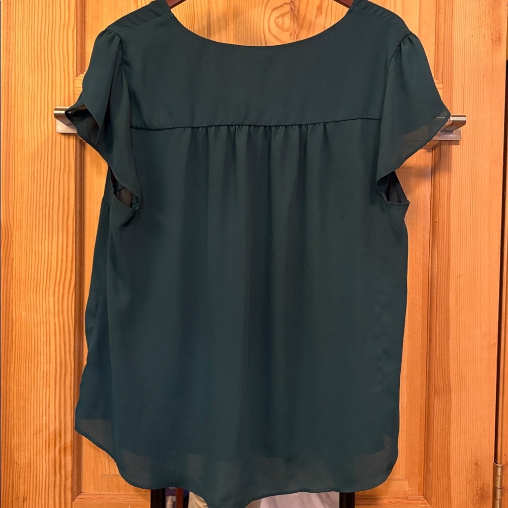 torrid Dark Teal V-Neck Flutter Sleeve Blouse - Picture 7 of 7